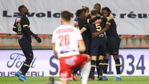Mbokani (deux buts) et l’Antwerp exultent, alors que Mouscron a plus qu’un genou à terre... @News