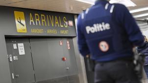 Depuis un mois, 249 voyageurs ont été pincés avec une fausse attestation de test covid à Brussels Airport.