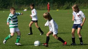 L’étude livrée par l’Union belge a de quoi inciter la population à continuer la pratique du foot après l’enfance et l’adolescence.