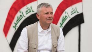 Jean Pierre Martin, journalist for Belgian TV RTL TVI pictured in front of painting representing Iraqi Flag in Bagdad airport during a mission of Minister Reynders to Jordan and Iraq, on Tuesday 03 May 2016, in Bagdad. BELGA PHOTO BENOIT DOPPAGNE