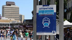 Sur la Place de la Comédie à Montpellier: le régime auquel sont soumis les Français et les vacanciers de passage peut désormais différer selon la région.