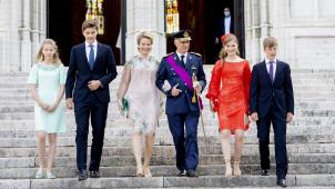 Le cabinet du Premier ministre a confirmé à Belga qu’«un prince héritier ou une princesse héritière dispose des mêmes droits de mariage que l’ensemble des Belges», si ce n’est que celui ou celle «qui se marie sans l’autorisation du Roi perd son droit à la couronne».