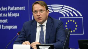 Le commissaire européen Oliver Varhelyi a présenté, mardi à Strasbourg, le «paquet élargissement 2021».