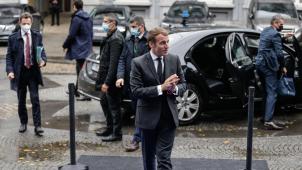Lorsqu’un chef d’Etat étranger, comme Emmanuel Macron la semaine dernière, se déplace en Belgique, il est pris en charge par la Direction de la protection (DAP) de la police fédérale. Un service en pleine tempête.