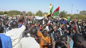 Des manifestants sont descendus dans les rues de Ouagadougou, la semaine dernière, pour apporter leur soutien au coup d’Etat des militaires.