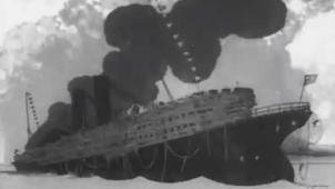 En 1918, le cartooniste Winsor McCay invente le genre documentaire animé en «reconstituant» le torpillage du paquebot Lusitania. Son court-métrage (12 minutes) muet est visible sur YouTube.