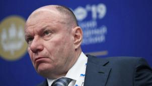 Dans un secteur privé en plein chamboulement derrière les deux mastodontes publics sous sanctions, Sberbank et VTB, Vladimir Potanine a un atout dans sa poche.