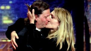 Charlotte Vandermeersch a déclaré son amour à Felix Van Groeningen et l’a embrassé à pleine bouche.