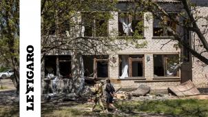 Le 8 mai, à Zagradivka, un village de la région de Kherson récemment libéré de l’occupation russe, une école porte les stigmates des bombardements.