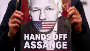 Cette signature intervient un mois après que la cour suprême britannique a acté que l’extradition de Julian Assange aux Etats-Unis ne présentait pas de problème légal.