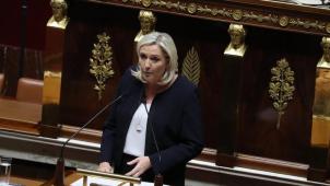 Marine Le Pen ne peut mathématiquement pas prétendre gagner une majorité aux deuxième tour des législatives, mais l’objectif est ailleurs.