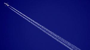 L’utilisation d’un carburant moins polluant doit contribuer à 65% aux objectifs des compagnies aériennes pour atteindre zéro émissions de carbone d’ici 2050.