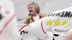 C’est l’acteur et humoriste Beppe Grillo qui avait lancé le Mouvement 5 étoiles en 2009, avant de céder la direction à Luigi Di Maio en 2017.