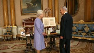 Si Elizabeth II ne s’est jamais rendue en Israël, elle a accueilli à Londres maints dirigeants israéliens. Ici, Shimon Peres, à Buckingham Palace en 2008.