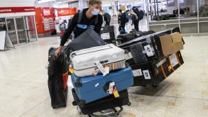 Une partie de la délégation belge (et ses nombreux bagages) à son arrivée à l’aéroport de Sydney, en Australie.
