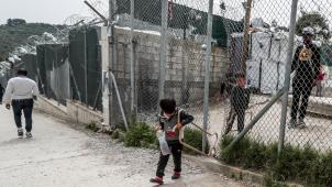 Des dizaines de rapports, notamment du représentant spécial de l’ONU, ont listé les conditions de vie déplorables dans les camps d’enregistrement, dont celui de Moria, sur l’île grecque de Lesbos.