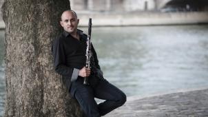 Jean-Luc Votano, clarinette solo de l’orchestre et un des promoteurs du projet, affirme: «Un des deux aspects de ces cycles est de permettre un accès bon marché à la Salle Philharmonique.»