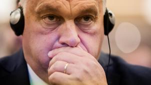 Une «consultation nationale» sur les sanctions européennes contre la Russie, alors que Orban en validait le huitième paquet quelques jours plus tôt...
