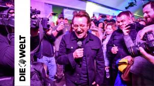 Bono et The Edge ont donné une performance dans une station de métro à Kiev, le 8 mai 2022, à l’invitation de Volodymyr Zelensky.