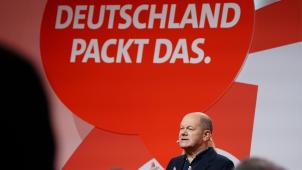 «On peut gérer ça», proclame un slogan lors de la convention du SPD à laquelle participe le chancelier Olaf Scholz.