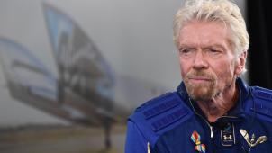 En étant le premier milliardaire à se rendre dans l’espace, en 2021, à bord d’un vaisseau d’une entreprise privée, Richard Branson avait déjà signé le début d’une nouvelle ère.