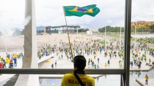 Difficile de ne pas faire de parallèle entre les partisans de Jair Bolsonaro ce dimanche et ceux de Donald Trump le 6 janvier 2021.