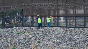 En 2022, les autorités américaines ont procédé à l’interpellation de plus de 230.000 clandestins à la frontière avec le Mexique, que le «mur de Trump» n’avait pas découragés.