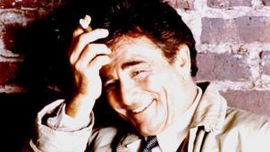 Durant 18 saisons, Peter Falk a incarné Columbo, le célèbre policier de la série éponyme.