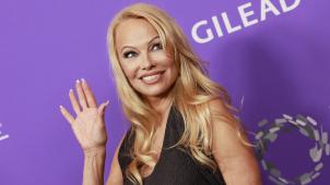 Pamela Anderson s’est fait connaître pour sa plastique avantageuse.