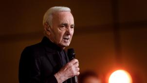 De nombreux artistes rendent hommage à Charles Aznavour, décédé il y a déjà 5 ans.