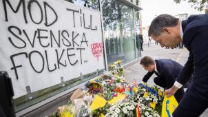 Les Premiers ministres belge et suédois, Alexander De Croo et Ulf Kristersson, rendent hommage aux victimes de Bruxelles.
