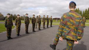 Supprimé en 1994 en Belgique, le service militaire revient de plus en plus sur la table en Europe.