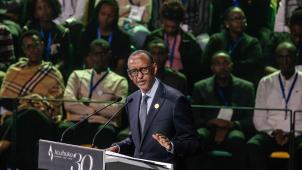 Le président Kagame a prononcé un discours devant plusieurs milliers de personnes et des délégations de plusieurs dizaines de pays d’un peu partout dans le monde.