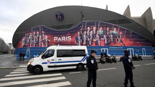 La sécurité est « considérablement renforcée » à Paris pour le match PSG-Barça prévu mercredi soir.