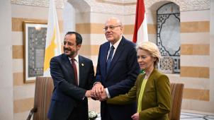 La présidente de la Commission européenne Ursula von der Leyen a tenu une conférence de presse conjointe avec le Premier ministre libanais « ad interim » Najib Mikati et le président chypriote Nikos Christodoulides.