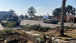 L’armée israélienne a pris le contrôle de la frontière entre Gaza et l’Egypte, ainsi que d’une partie du couloir Philadelphie, cette route de 14 km de long qui fait office de zone tampon avec l’Egypte, sans rencontrer de résistance significative.