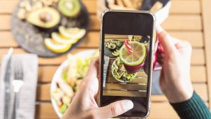 L’app importée en Belgique par Carrefour invite ses utilisateurs à photographier les plats qu’ils ont mitonnés à la maison et les récompensent à chaque publication.