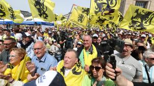 Le Vlaams Belang de Tom Van Grieken, d’après les derniers sondages d’intentions de vote, pourrait devenir le premier parti du pays.