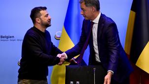 Le président ukrainien Volodymyr Zelenski était en Belgique mardi. Au menu de sa visite, la signature d’un accord bilatéral de sécurité et les F-16 que la Belgique s’est engagée à livrer à Kiev.
