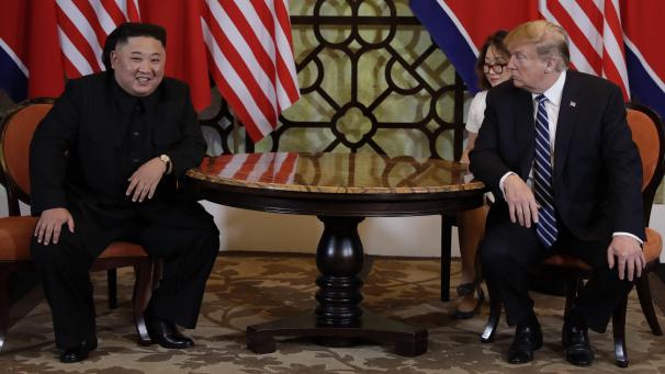 Le 28 février, le président américain Donald Trump a rencontré le leader nord-coréen Kim Jong Un à Hanoï au Vietnam.