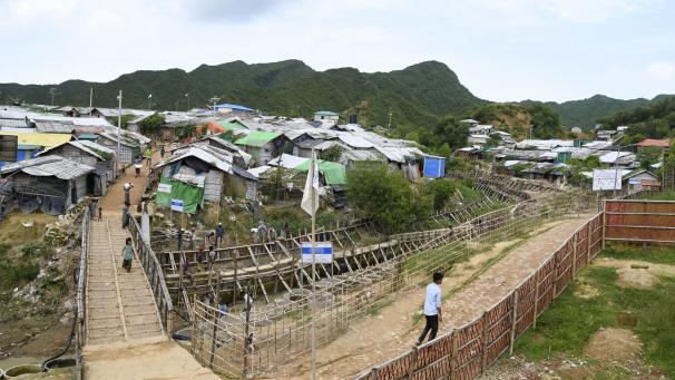Camp de réfugiés Rohingyas au Bangladesh, près de Myanmar. Le peuple Rohingya est un groupe ethnique de langue indo-européenne et de religion musulmane persécuté, vivant principalement dans le nord de l