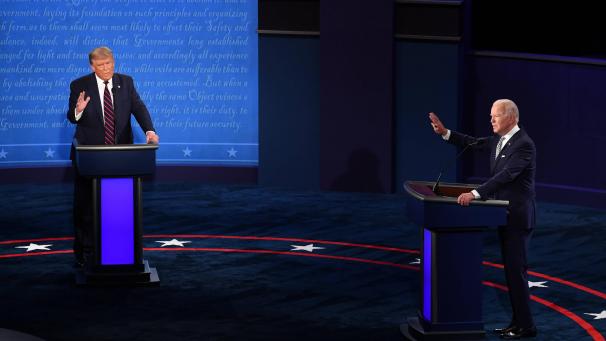 Joe Biden et Donald Trump se sont affrontés lors d’un débat houleux où le contenu s’est effacé face aux piques verbales.