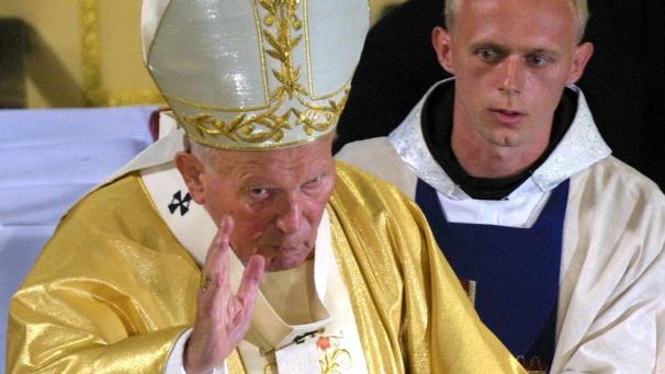 «Ce choix de Jean-Paul II de sacraliser la figure du prêtre a eu des conséquences terribles», estime l’experte Christine Pedotti.