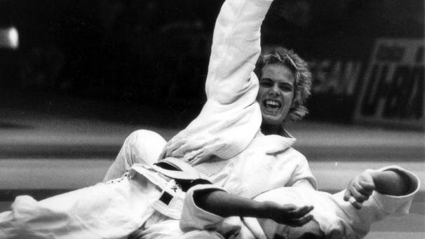 Ingrid Berghmans aux Jeux olympiques de Séoul en 1988. La judoka belge a décroché la médaille d’or dans la catégorie des moins de 72 kg.