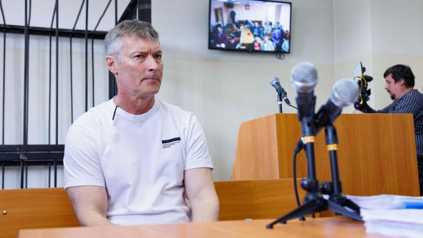 L’opposant russe Evguéni Roïzman lors de son passage au tribunal, le 10 mai à Ekaterinbourg.