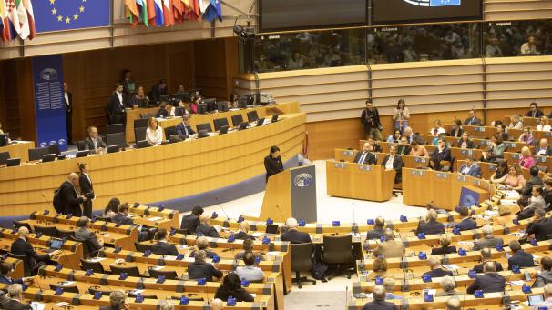 La commission spéciale du Parlement européen du Parlement européen vient de boucler son deuxième rapport.