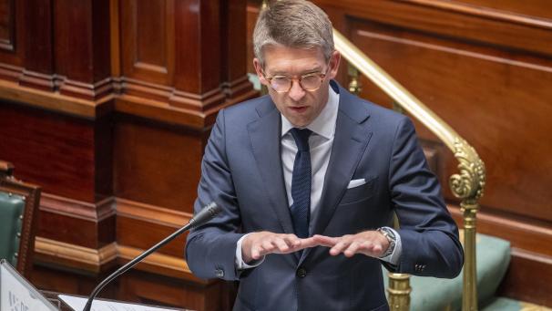  Le ministre fédéral de l’Emploi et de l’Economie Pierre-Yves Dermagne (PS) a dévoilé les contours de son projet de loi en séance plénière au Parlement fédéral.