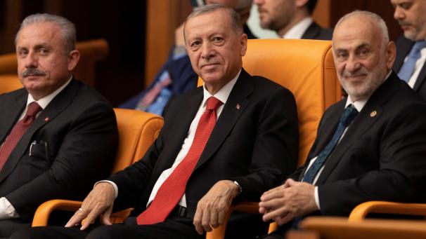 Recep Tayyip Erdogan est déjà concentré sur les municipales de mars 2024 et la reconquête des grandes villes, Istanbul et Ankara.