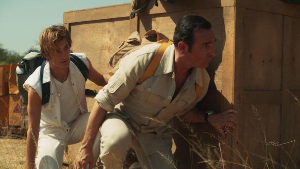 Jean Dujardin (à droite) a emporté Pierre Niney dans un tournage pour le moins exotique.