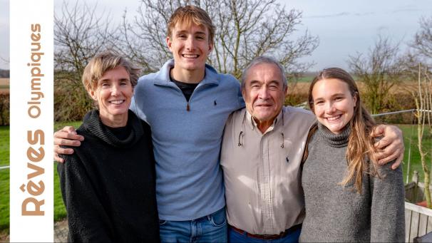 Els, Lucas, André et Camille (de g. à dr.) : la famille royale de la natation belge.